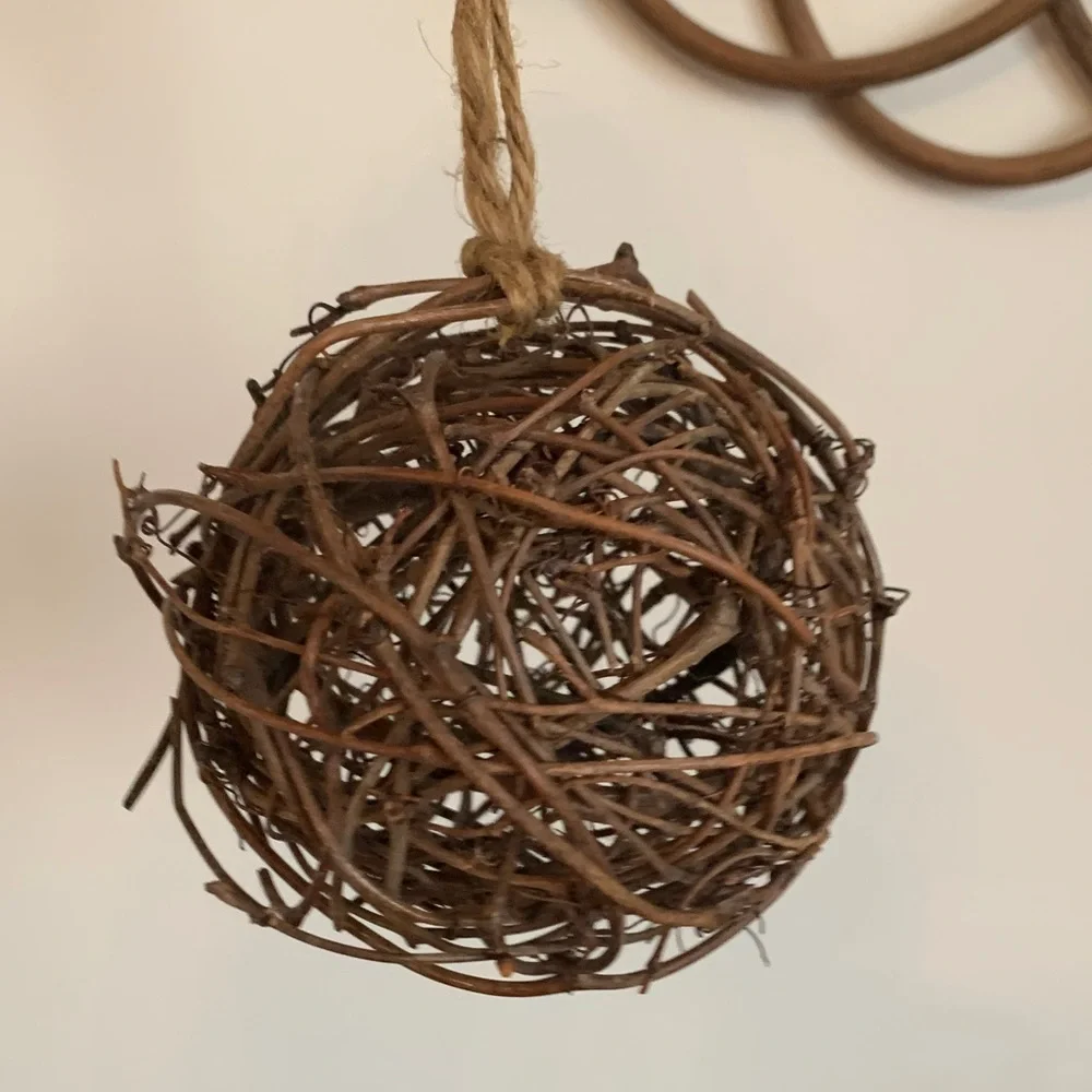 Source Unknown decorative size perfect